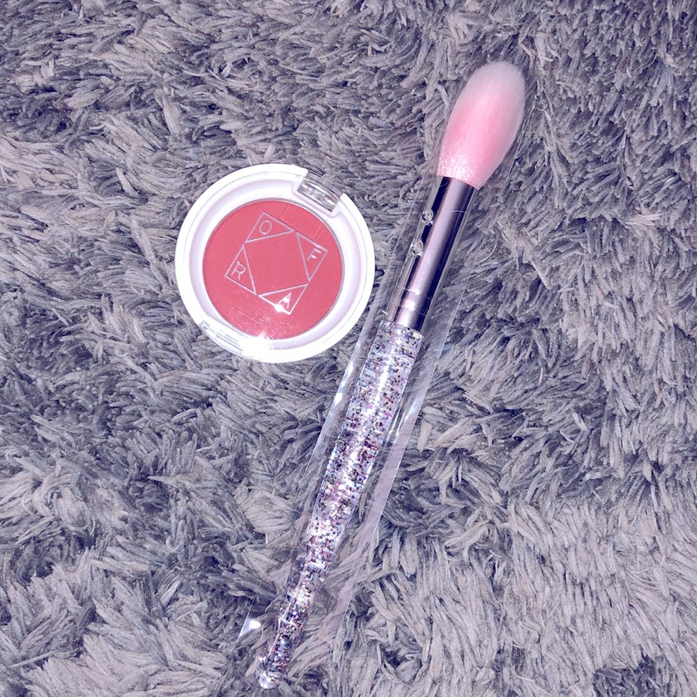 OFRA BLUSH WITH BRUSH